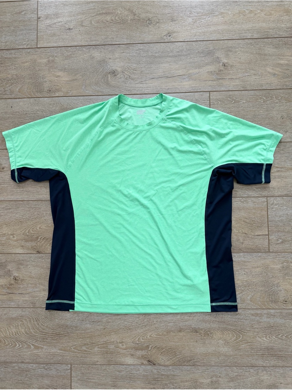 Lands End Men's SunShade UPF 50 Short Sleeve Swim Tee Rash Guard Green XL